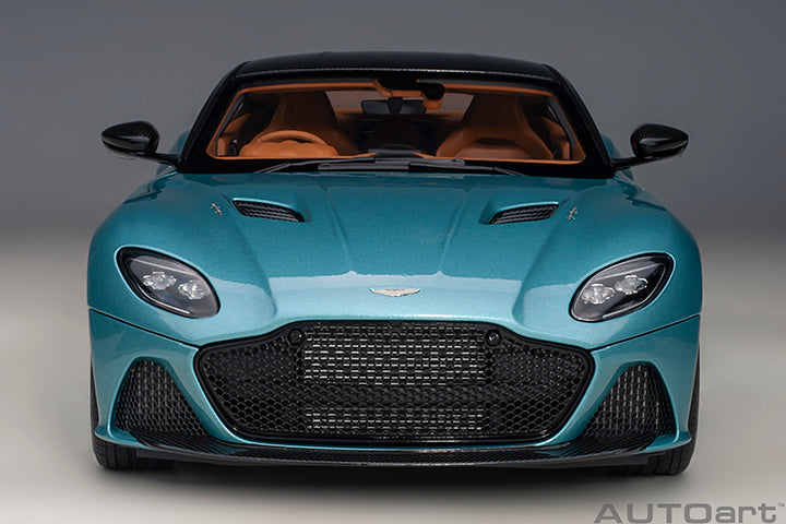 Aston Martin DBS Superleggera