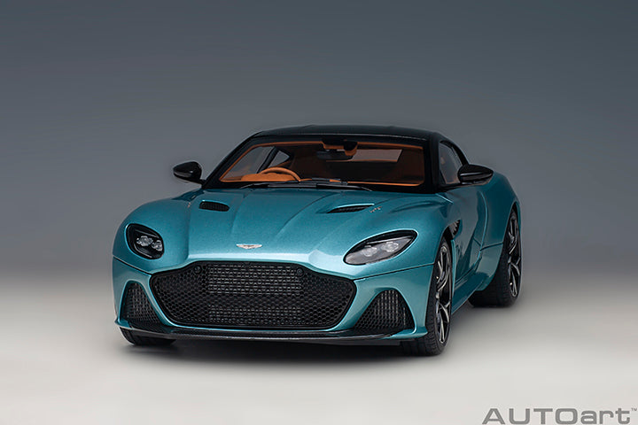 Aston Martin DBS Superleggera