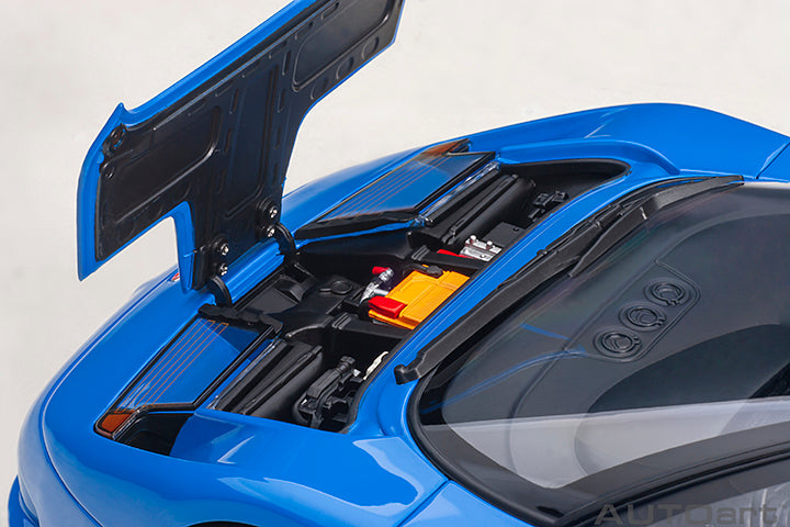 Bugatti EB 110 SS French Racing Blue