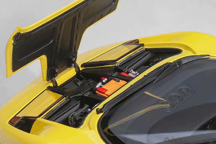 Bugatti EB110 SS Giallo Bugatti