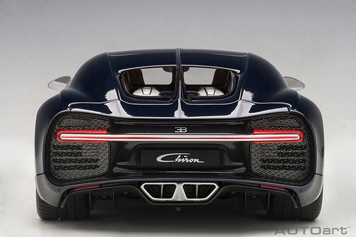 Bugatti Chiron 2017 Argent Silver Atlantic Blue