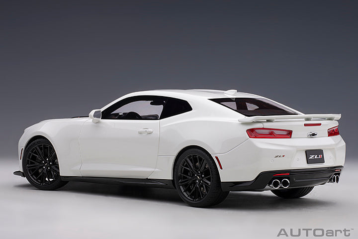 Chevrolet Camaro ZL1 Summit White