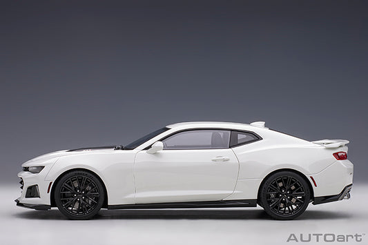 Chevrolet Camaro ZL1 Summit White
