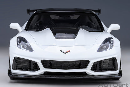 Chevrolet Corvette C7 ZR1 Arctic White