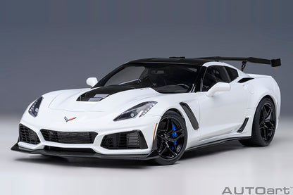 Chevrolet Corvette C7 ZR1 Arctic White