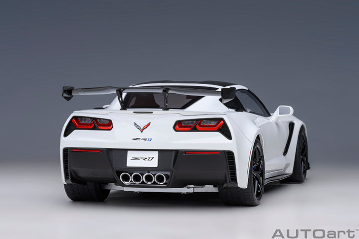 Chevrolet Corvette C7 ZR1 Arctic White