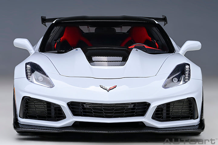 Chevrolet Corvette ZR1 Ceramic Matrix Grey Metallic