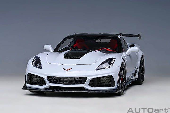 Chevrolet Corvette ZR1 Ceramic Matrix Grey Metallic
