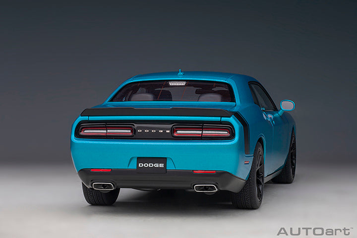 Dodge Challenger 392 Hemi Scat Pack Shaker