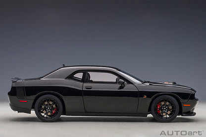 Dodge Challenger 392 Hemi Scat Pack Shaker Pitch Black