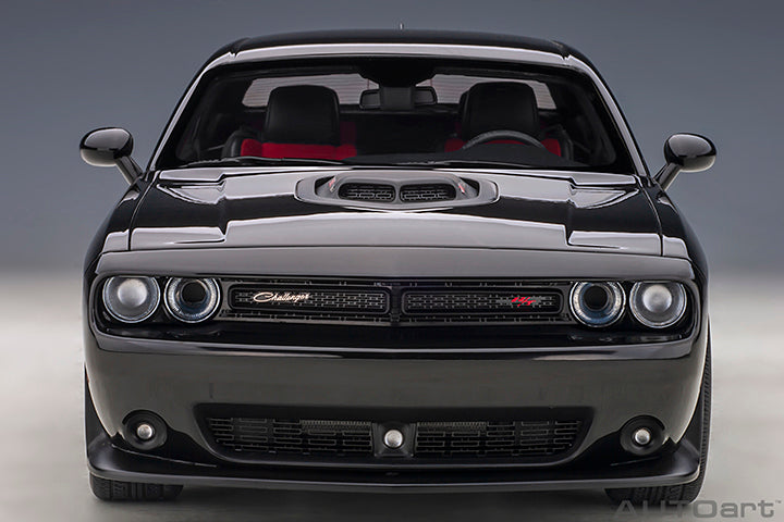 Dodge Challenger 392 Hemi Scat Pack Shaker Pitch Black