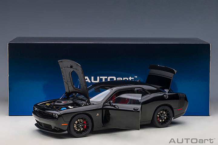 Dodge Challenger 392 Hemi Scat Pack Shaker Pitch Black