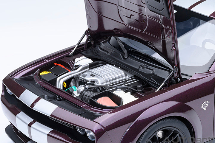 Dodge Challenger SRT Jailbreak