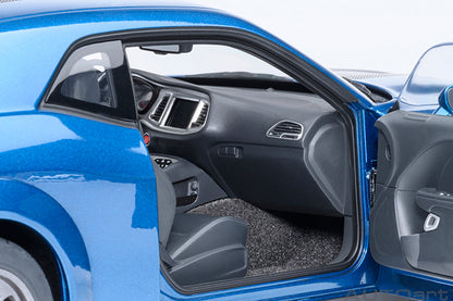Dodge Challenger SRT Super Stock Frostbite/Blue