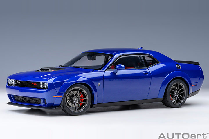 Dodge Challenger R/T Scat Pack Widebody