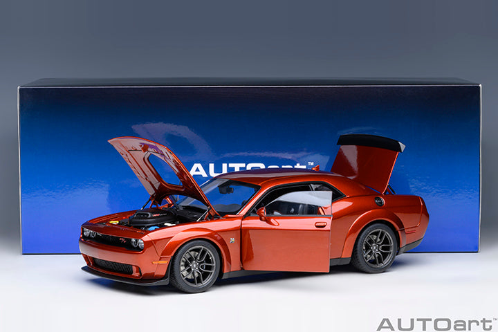 Dodge Challenger R/T Scat Pack Widebody