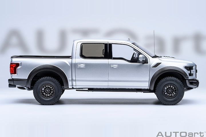 Ford F-150 Raptor Supercrew Avalanche Grey