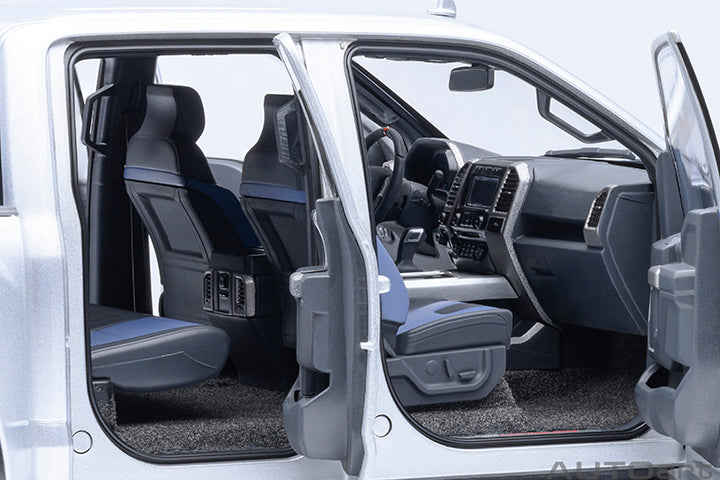 Ford F-150 Raptor Supercrew Avalanche Grey