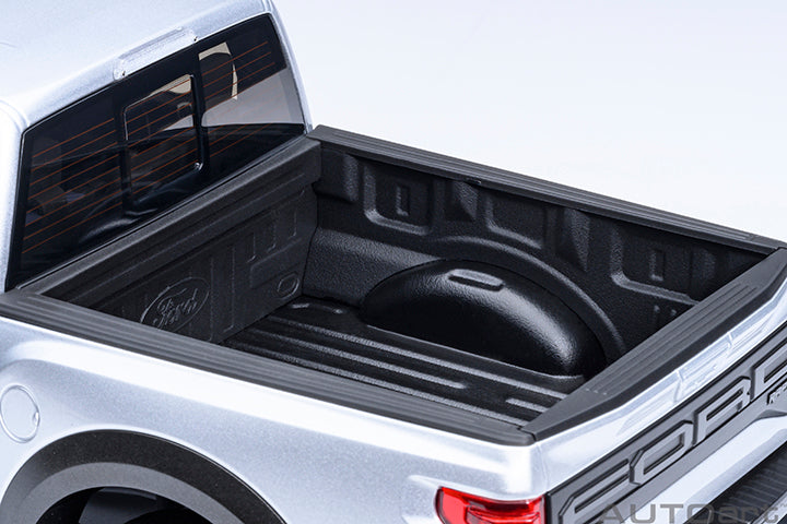 Ford F-150 Raptor Supercrew Avalanche Grey
