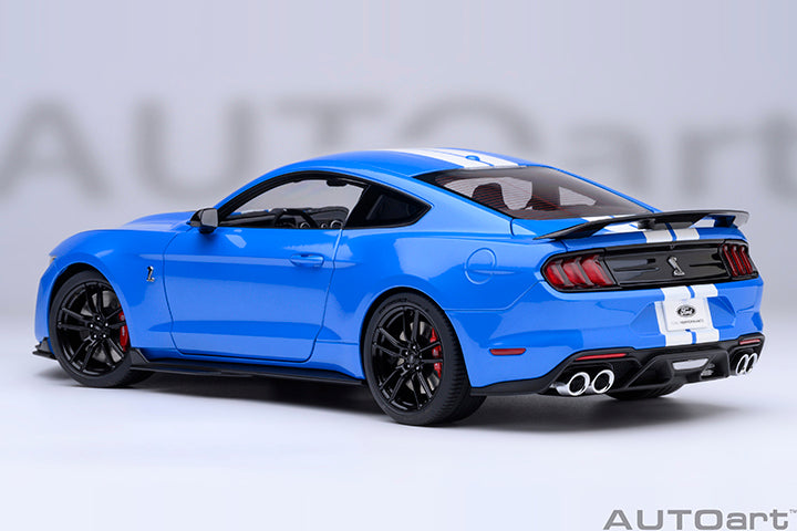 Ford Mustang Shelby GT500 Grabber Blue