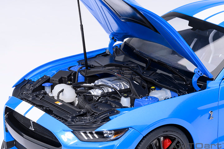 Ford Mustang Shelby GT500 Grabber Blue
