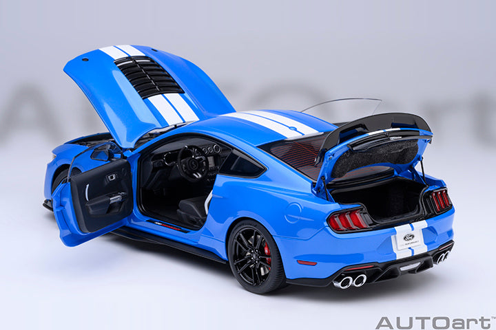 Ford Mustang Shelby GT500 Grabber Blue