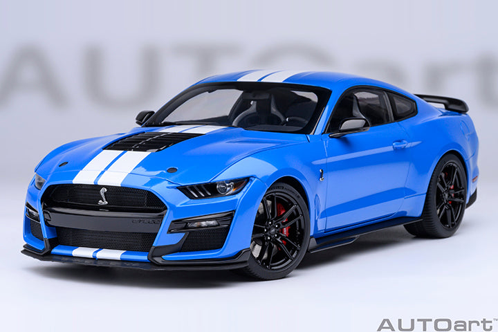 Ford Mustang Shelby GT500 Grabber Blue