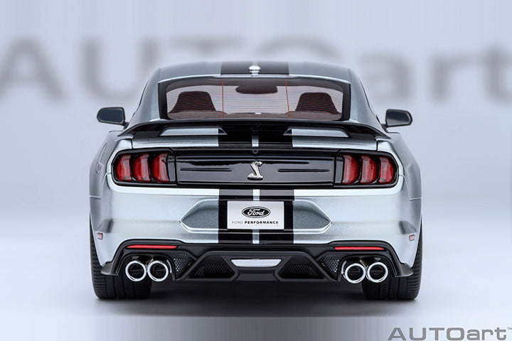Ford Mustang Shelby GT500 Iconic Silver