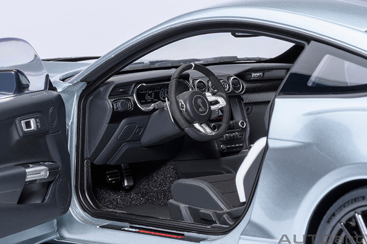 Ford Mustang Shelby GT500 Iconic Silver