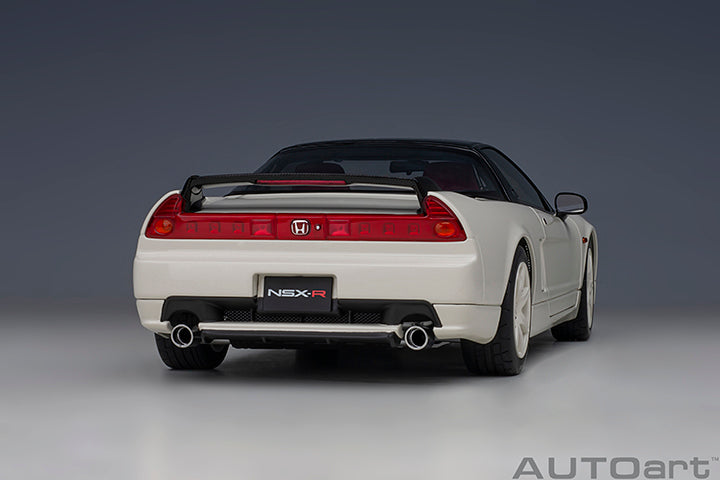 Honda NSX-R NA2 Championship White / Black Carbon Fibre