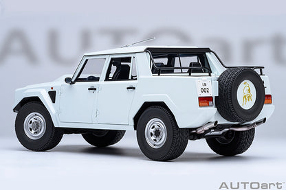 Lamborghini LM002 Bianco Polo