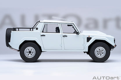 Lamborghini LM002 Bianco Polo