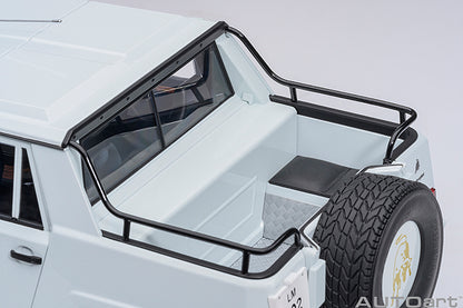 Lamborghini LM002 Bianco Polo