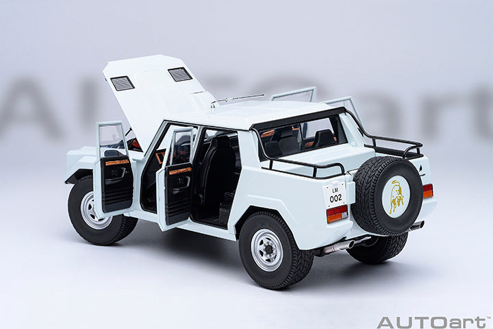 Lamborghini LM002 Bianco Polo