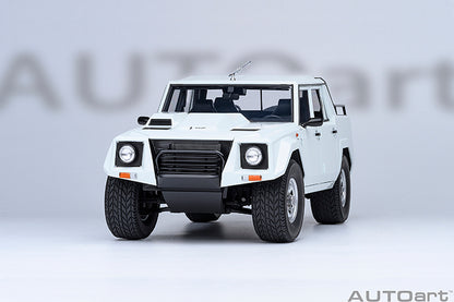 Lamborghini LM002 Bianco Polo
