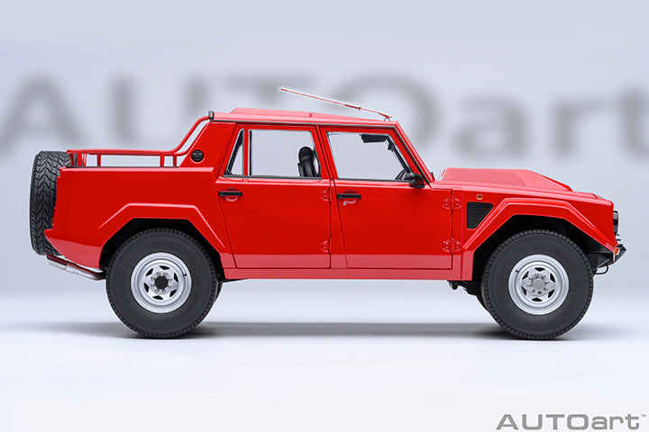 Lamborghini LM002 Rosso Siviglia