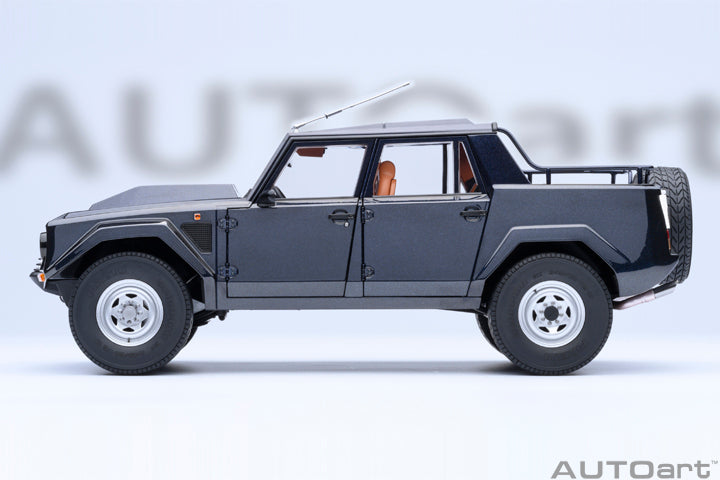 Lamborghini LM002 Blu Acapulco Metallic