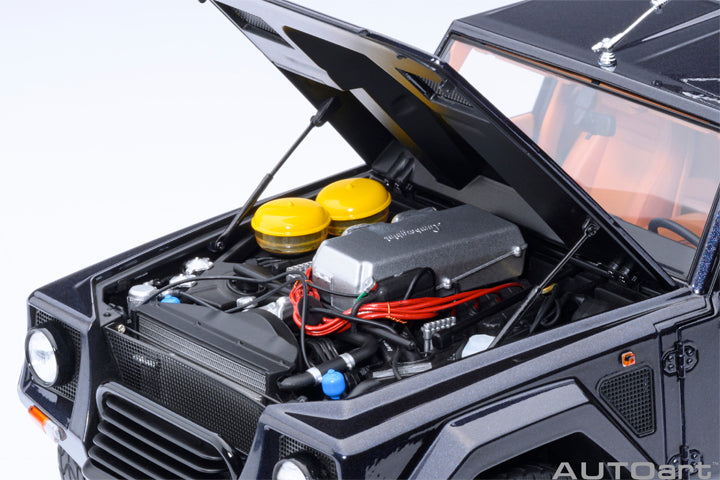 Lamborghini LM002 Blu Acapulco Metallic