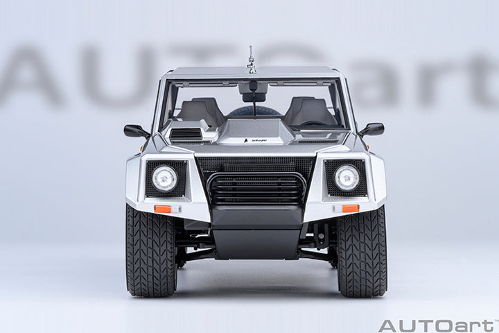 Lamborghini LM002 Argento
