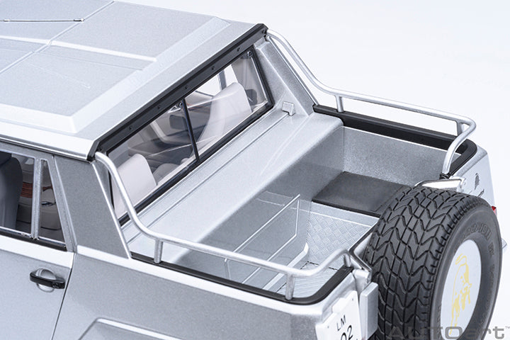 Lamborghini LM002 Argento
