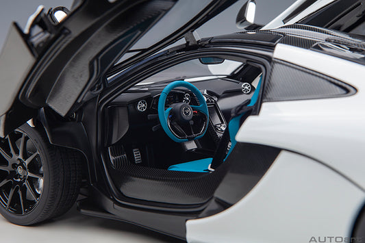 McLaren P1 Alaskan Diamond White