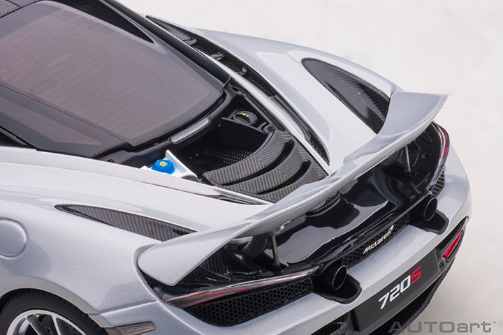 McLaren 720S Glacier White