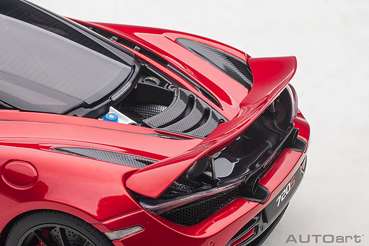 McLaren 720S Memphis Red 2017