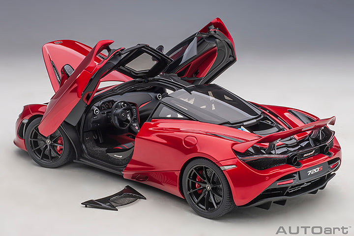 McLaren 720S Memphis Red 2017