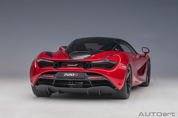 McLaren 720S Memphis Red 2017