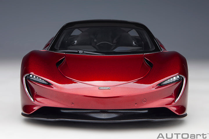 McLaren Speedtail Volcano Red