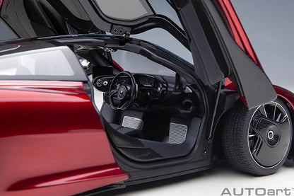 McLaren Speedtail Volcano Red