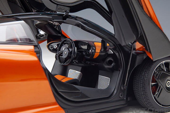 McLaren Speedtail Volcano Orange