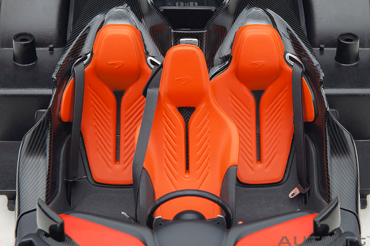 McLaren Speedtail Volcano Orange