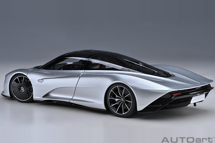 McLaren Speedtail Supernova Silver